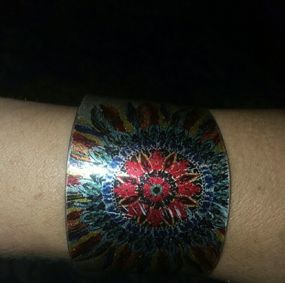 Cuff/bracelet